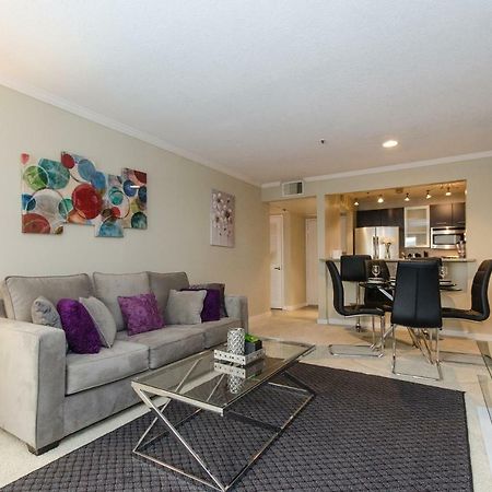 Hollywood Apartment With Balcony ลอสแอนเจลิส ภายนอก รูปภาพ