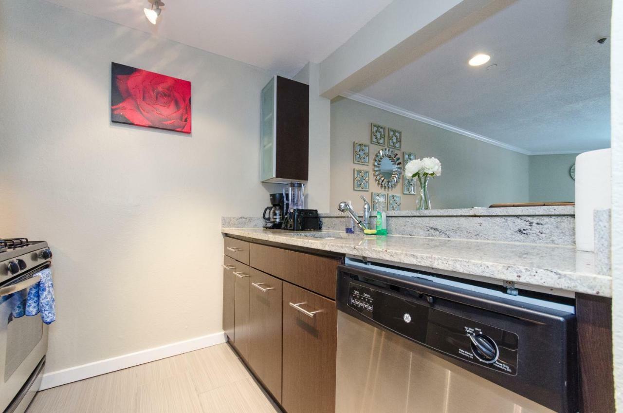 Hollywood Apartment With Balcony ลอสแอนเจลิส ภายนอก รูปภาพ