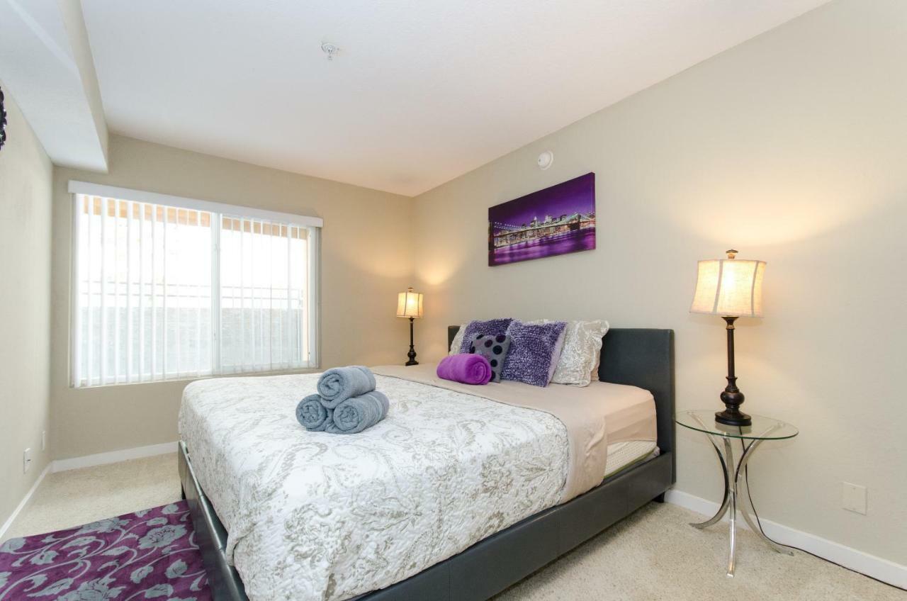 Hollywood Apartment With Balcony ลอสแอนเจลิส ภายนอก รูปภาพ