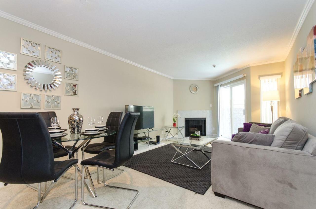 Hollywood Apartment With Balcony ลอสแอนเจลิส ภายนอก รูปภาพ